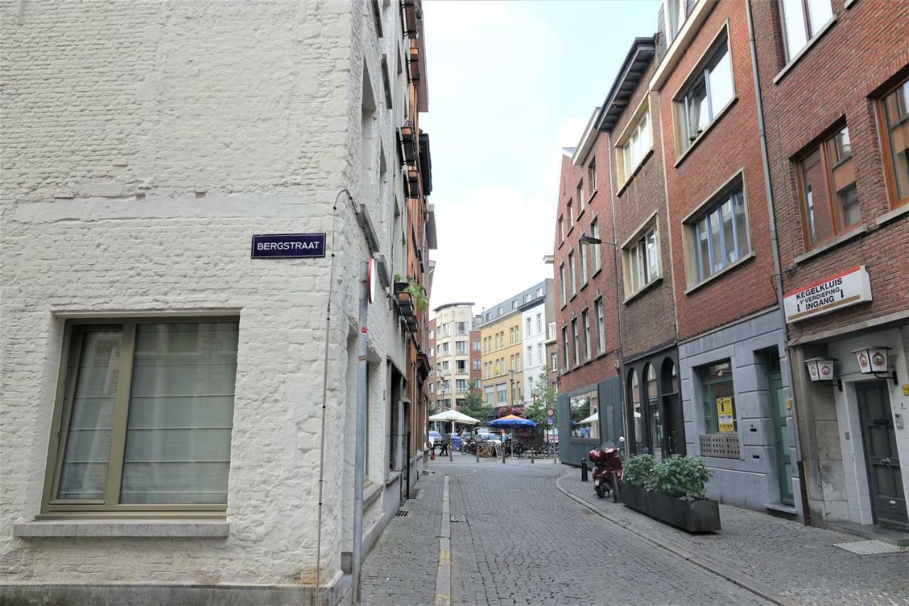 Urban Condo - Peacefull And Cozy Spot In Historical Center Amberes Exterior foto