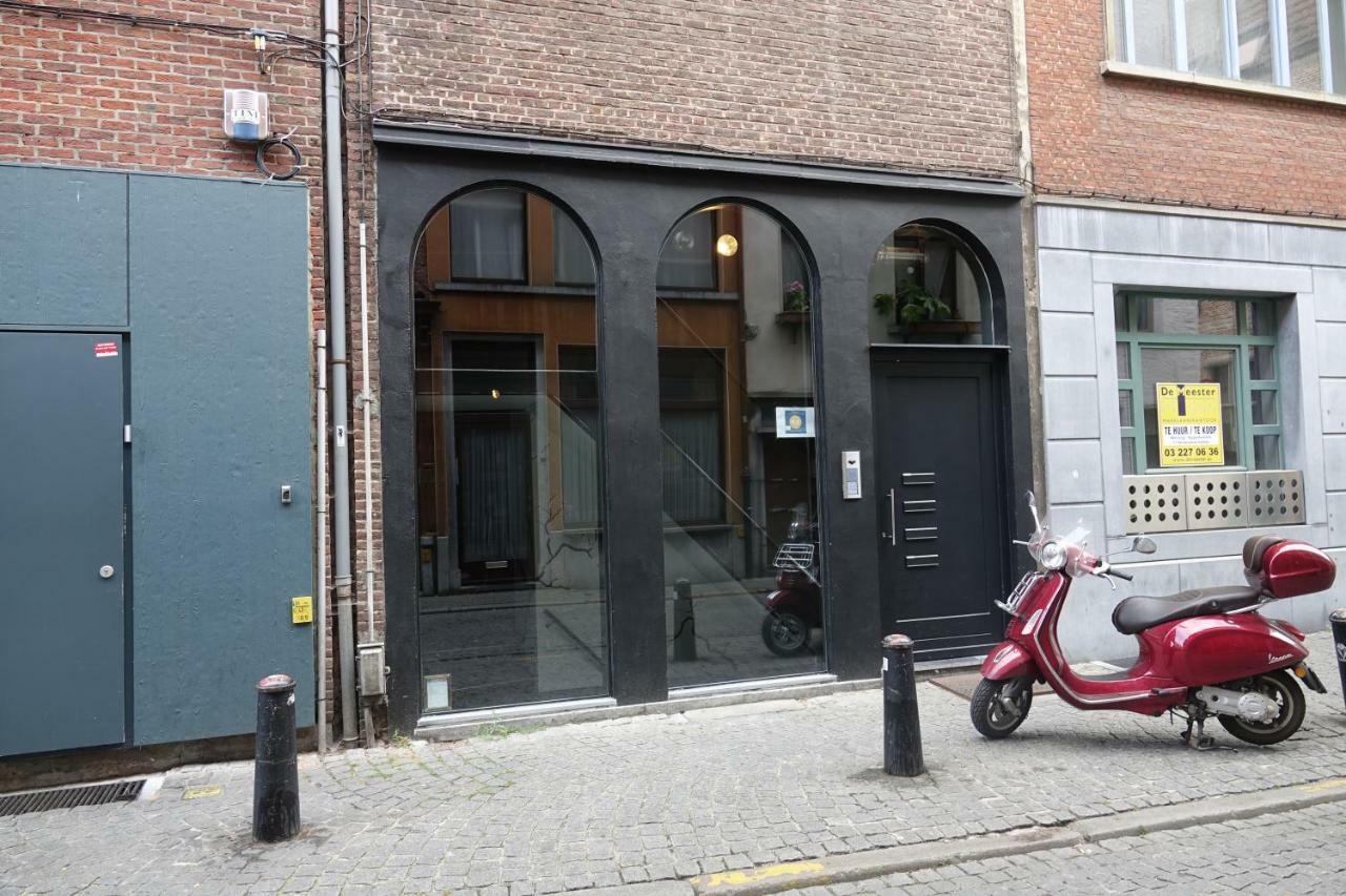 Urban Condo - Peacefull And Cozy Spot In Historical Center Amberes Exterior foto